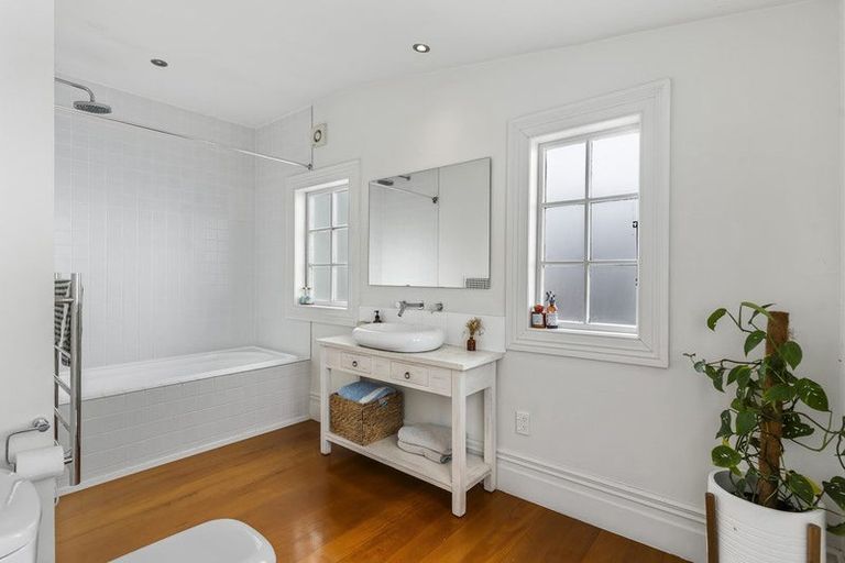 Photo of property in 36 Calliope Road, Devonport, Auckland, 0624