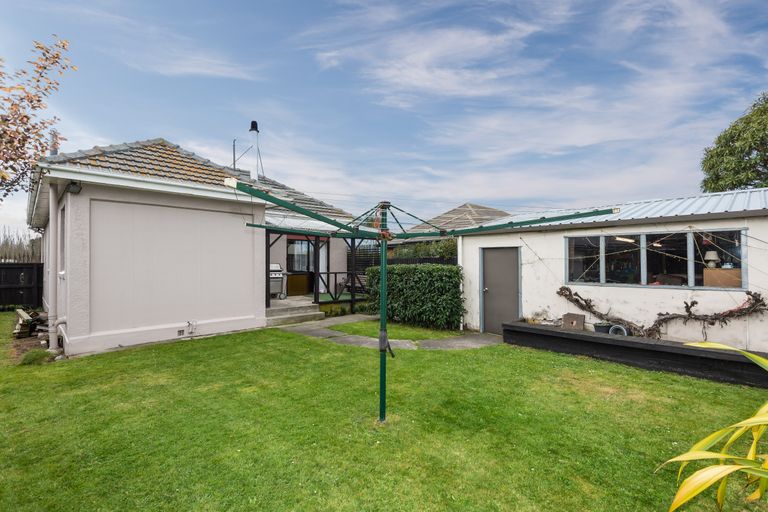 Photo of property in 43 Johns Road, Belfast, Christchurch, 8051