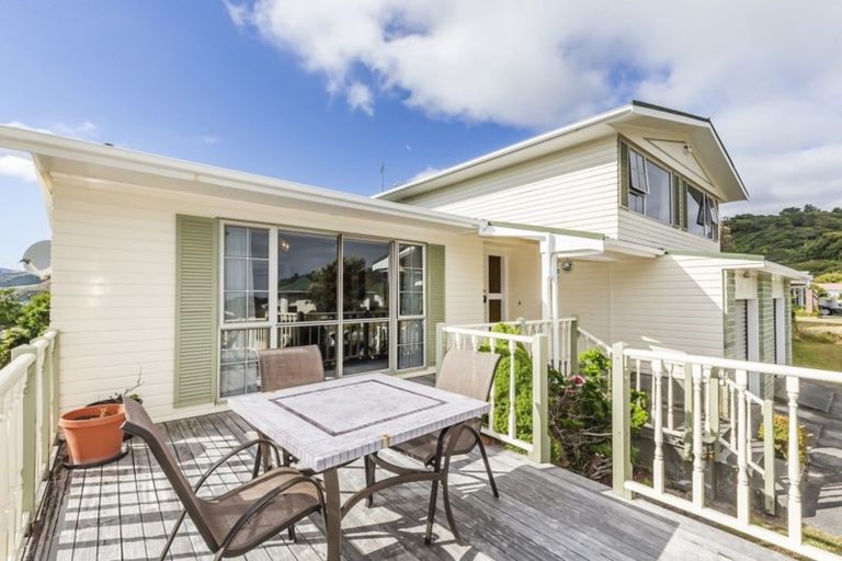 Photo of property in 9 The Sounding, Whitby, Porirua, 5024