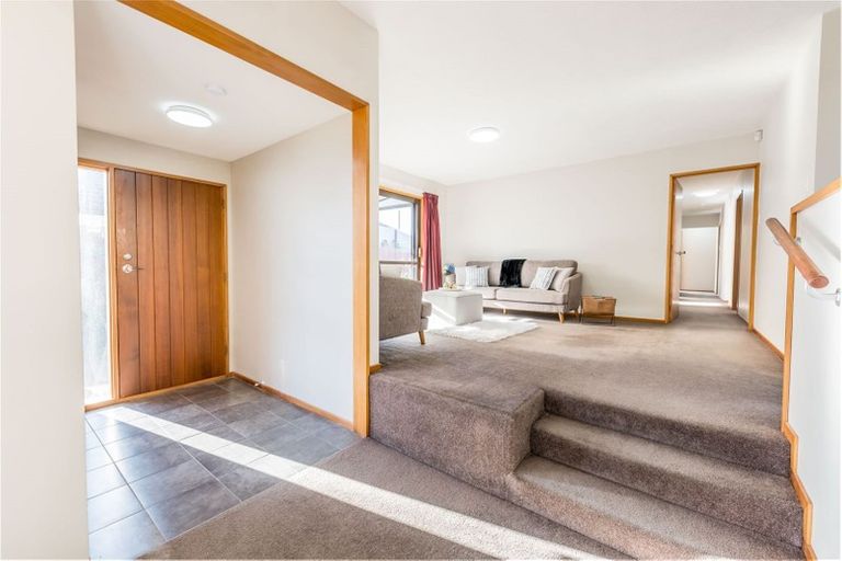 Photo of property in 18 Westgrove Avenue, Avonhead, Christchurch, 8042