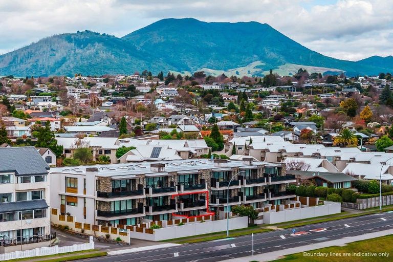 Photo of property in 88 Lake Terrace, Taupo, 3330