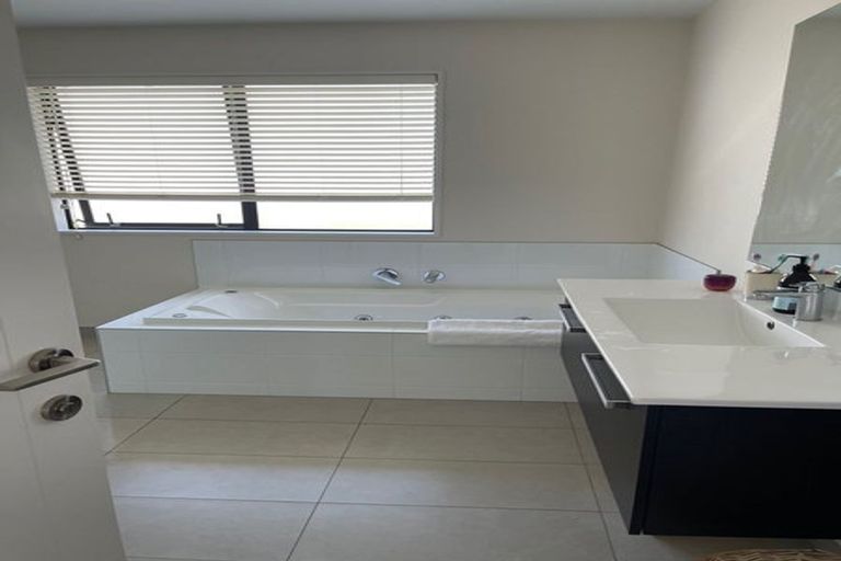 Photo of property in 50 Mays Road, St Albans, Christchurch, 8052