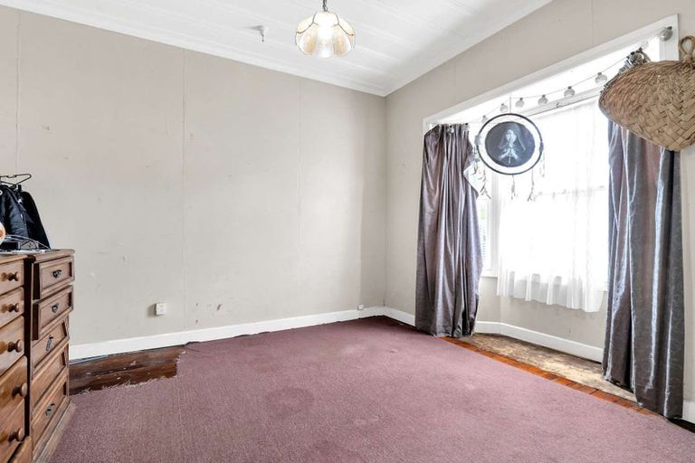 Photo of property in 14 London Street, Aramoho, Whanganui, 4500