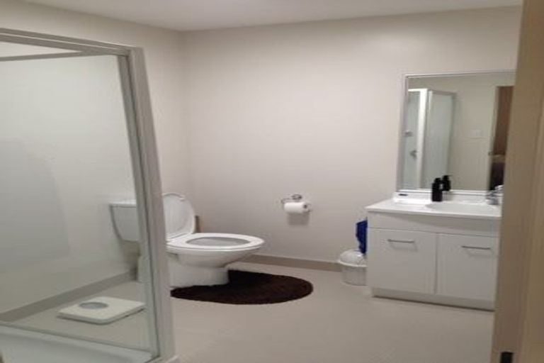 Photo of property in 96 Popokatea Drive, Takanini, 2112