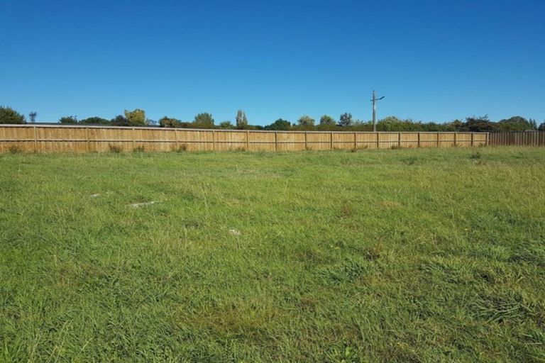 Photo of property in 28 Sarikei Avenue, Northwood, Christchurch, 8051