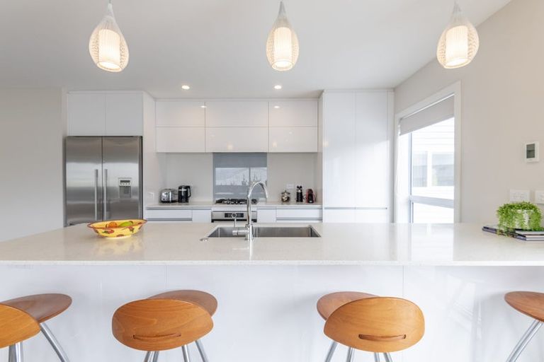 Photo of property in 16 Prestbury Grove, Churton Park, Wellington, 6037