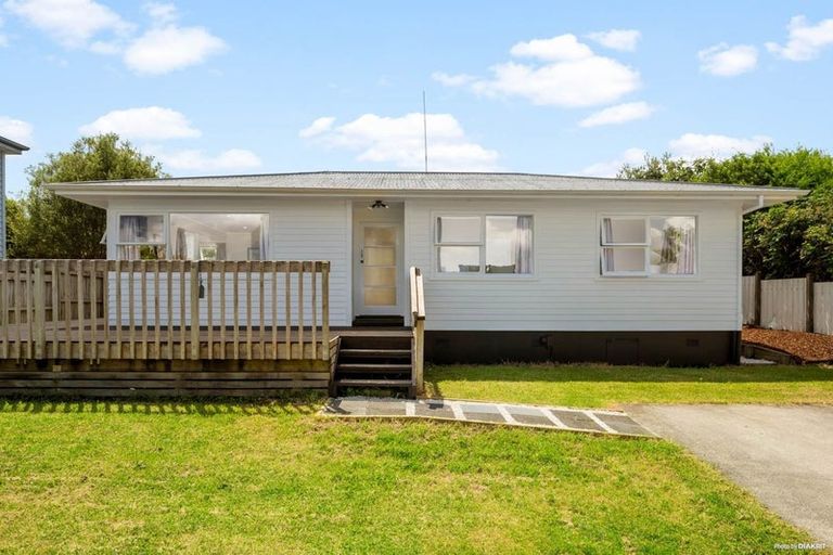 Photo of property in 10 Kaikoura Street, Henderson, Auckland, 0612