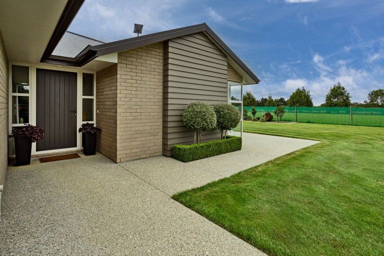Photo of property in 152 Moore Road, Lorneville, Invercargill, 9874