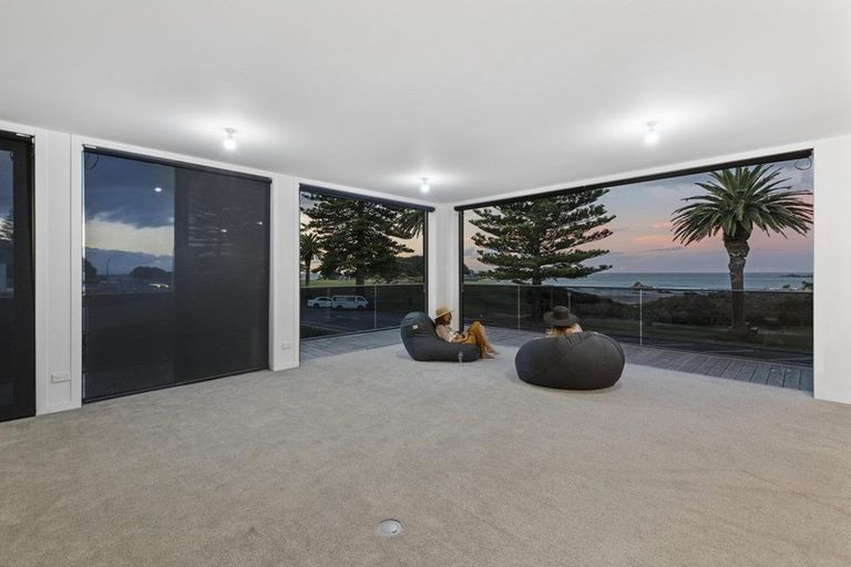 Photo of property in 30 Marine Parade, Mount Maunganui, 3116