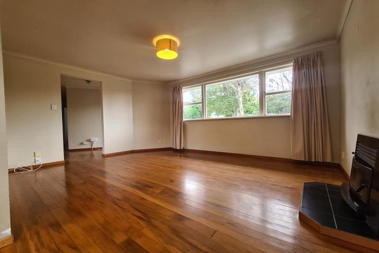 Photo of property in 20 Hartley Terrace, Massey, Auckland, 0614