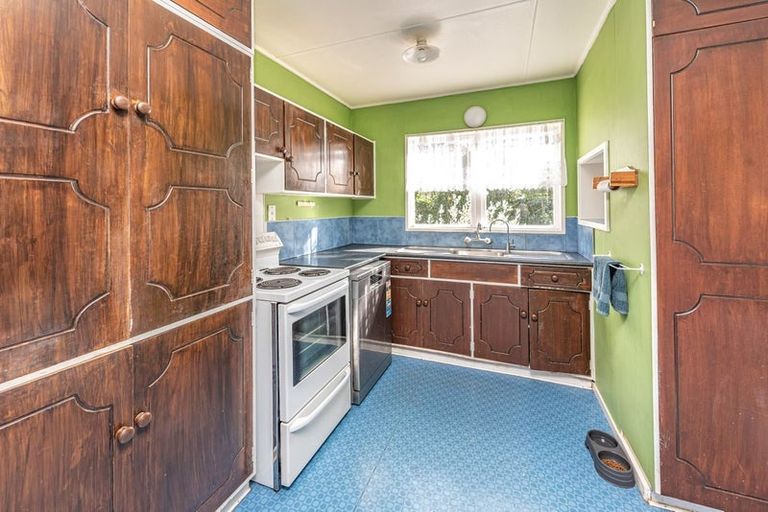 Photo of property in 22 Waitere Street, Marton, 4710