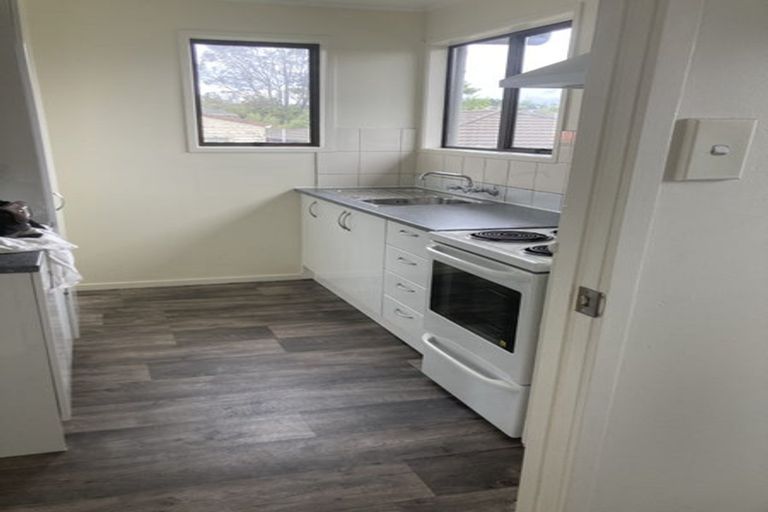 Photo of property in 67 Sunvue Road, Glen Eden, Auckland, 0602