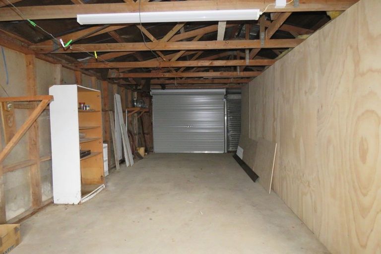 Photo of property in 2 Salisbury Street, Westport, 7825