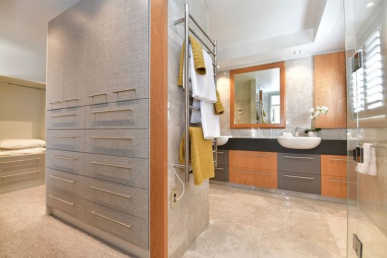 Photo of property in 37 Grovenor Drive, Orewa, 0931