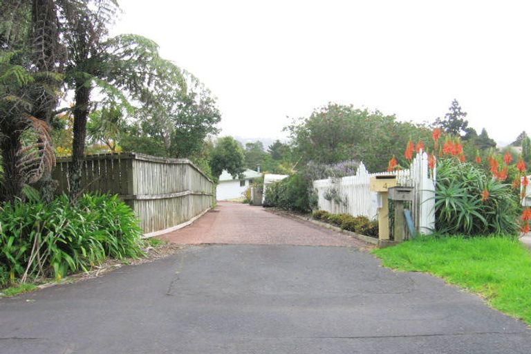 Photo of property in 6 The Close, Greenhithe, Auckland, 0632