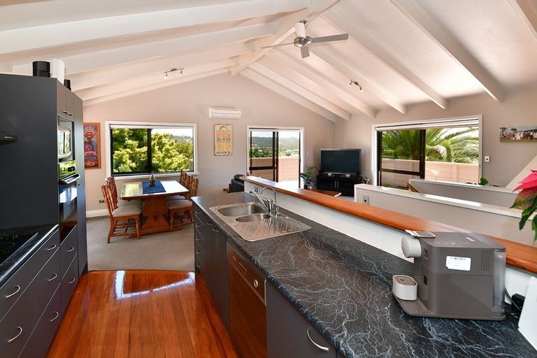 Photo of property in 3 Ngahere Views, Orewa, 0931