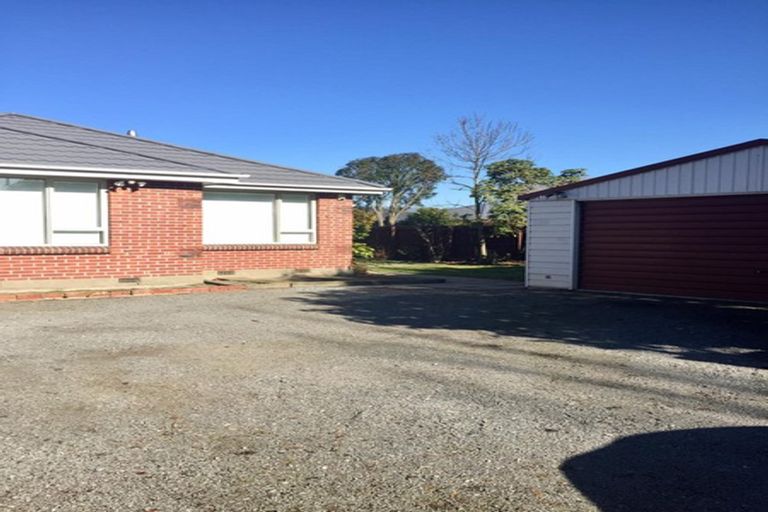 Photo of property in 83 Yaldhurst Road, Sockburn, Christchurch, 8042