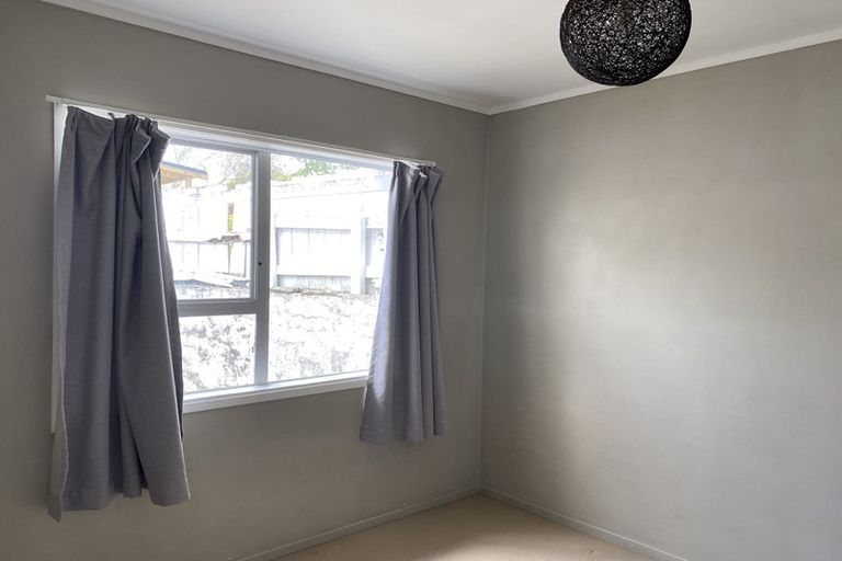 Photo of property in 61a/1 Strid Road, Te Atatu South, Auckland, 0610