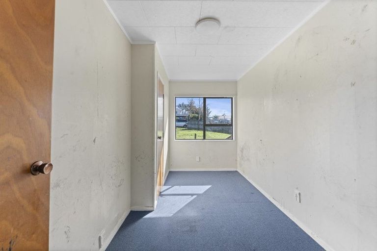 Photo of property in 6 Sachel Place, Ranui, Auckland, 0612