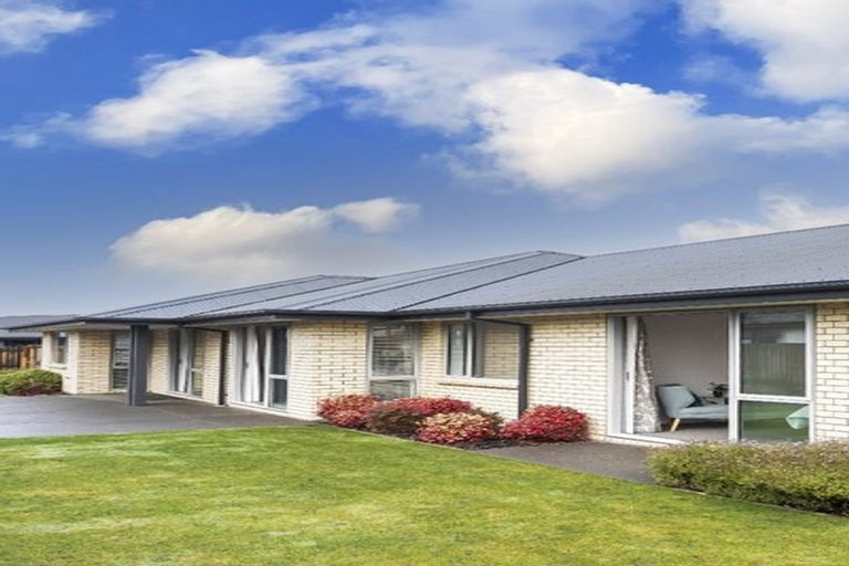 Photo of property in 20 Brooklands Street, Burwood, Christchurch, 8083