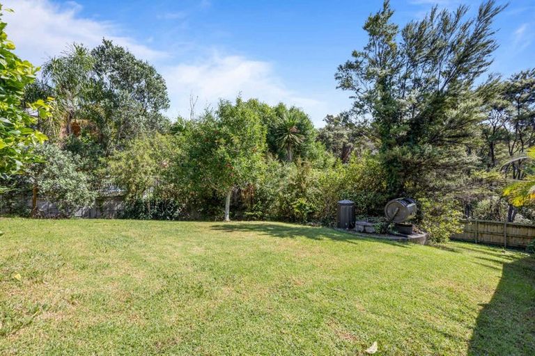 Photo of property in 218 Greenhithe Road, Greenhithe, Auckland, 0632