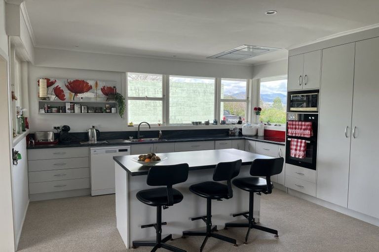 Photo of property in 40 Read Street, Levin, 5510