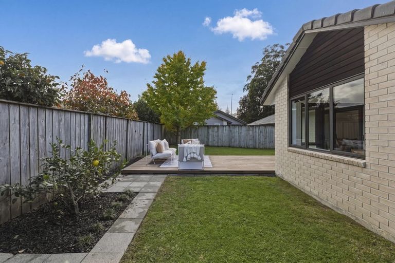 Photo of property in 15 Allington Place, Bethlehem, Tauranga, 3110