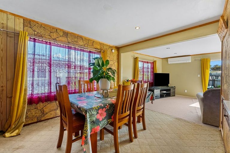 Photo of property in 3 Michelle Place, Mangere, Auckland, 2022