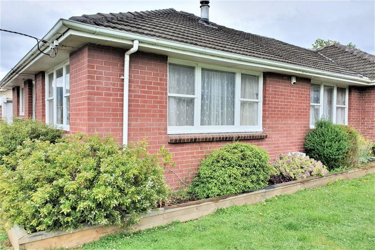 Photo of property in 564f1- Fergusson Drive, Trentham, Upper Hutt, 5018
