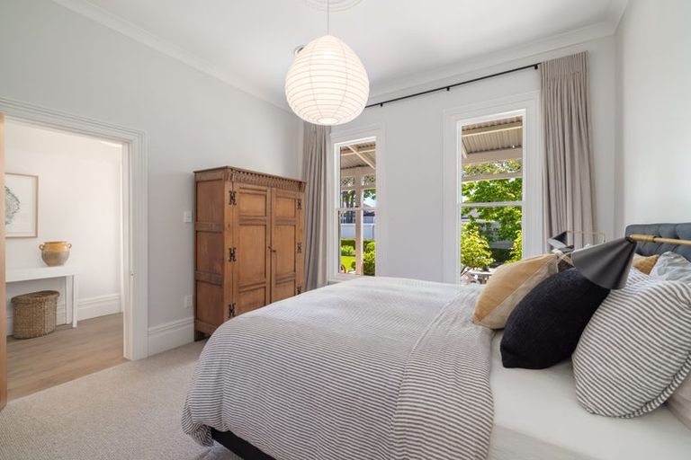 Photo of property in 54 Hawkesbury Avenue, St Albans, Christchurch, 8014