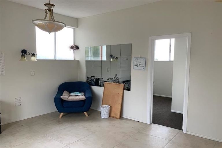 Photo of property in 143 Kendal Avenue, Burnside, Christchurch, 8053