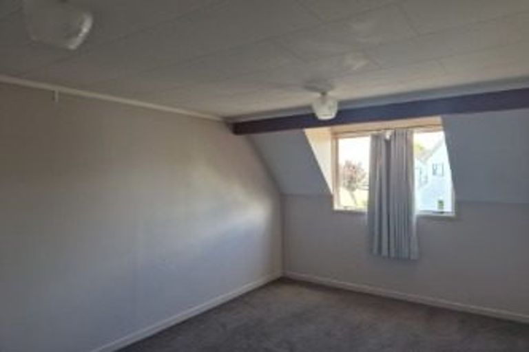 Photo of property in 25 Attlee Place, Gisborne, 4010
