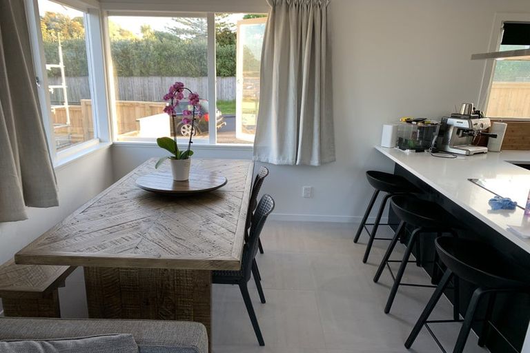 Photo of property in 2d Castleton Street, Birkdale, Auckland, 0626