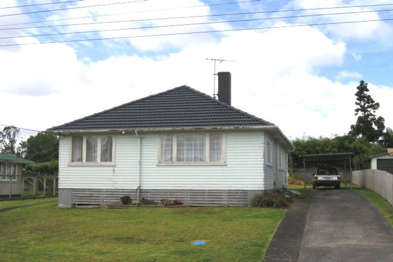 Photo of property in 26 Hayman Place, Beach Haven, Auckland, 0626