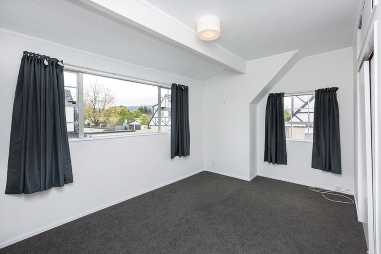 Photo of property in 11f5- John Street, Trentham, Upper Hutt, 5018