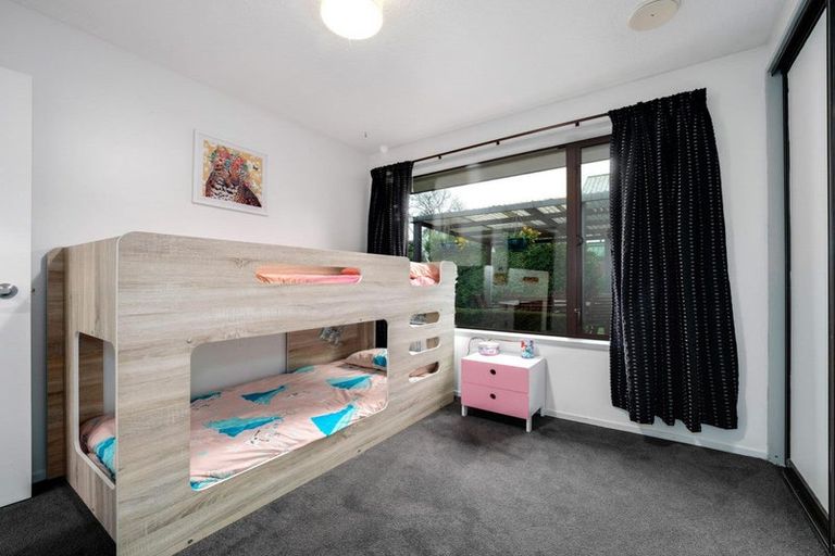 Photo of property in 30 Connemara Drive, Northwood, Christchurch, 8051