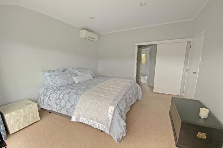 Photo of property in 29 Hebe Place, Birkenhead, Auckland, 0626