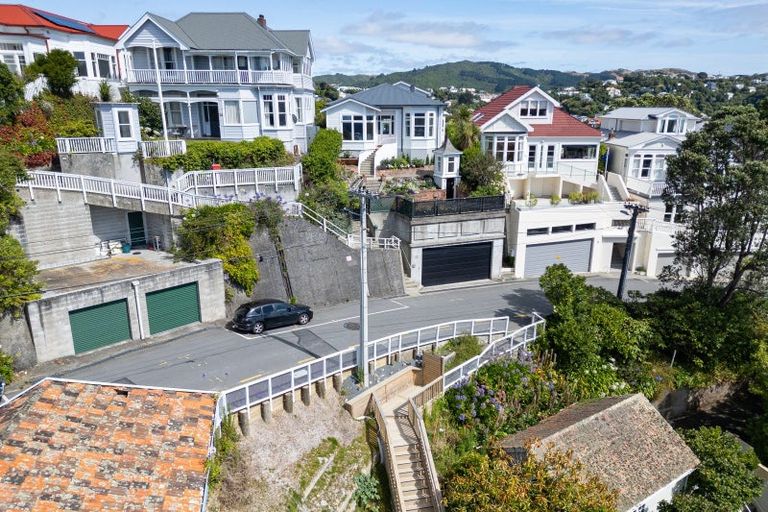 Photo of property in 19 Central Terrace, Alicetown, Lower Hutt, 5010