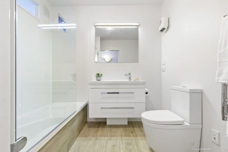 Photo of property in Pirie Street Townhouses, 19/35u Pirie Street, Mount Victoria, Wellington, 6011