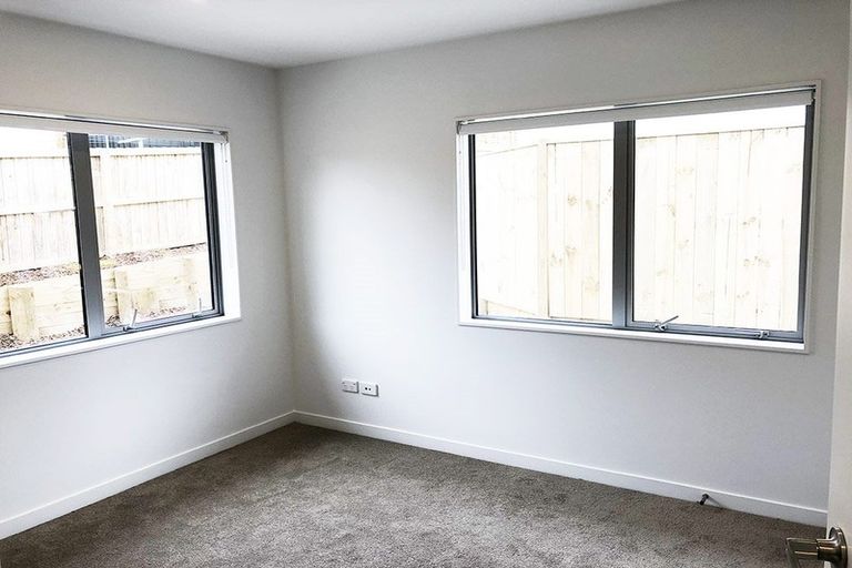 Photo of property in 40b Chippendale Crescent, Birkdale, Auckland, 0626