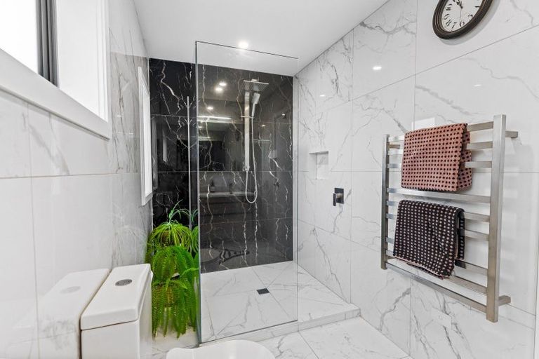 Photo of property in 23a Achilles Crescent, Narrow Neck, Auckland, 0624