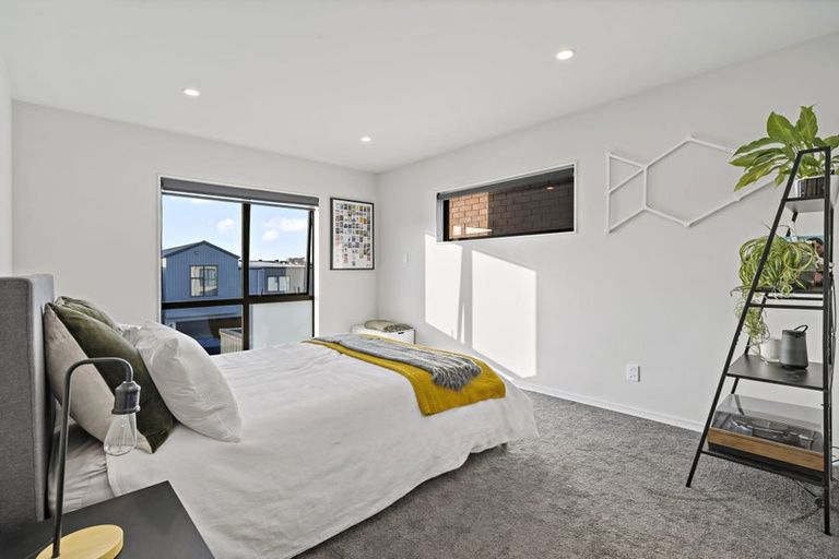 Photo of property in 68 Joshua Carder Drive, Hobsonville, Auckland, 0616