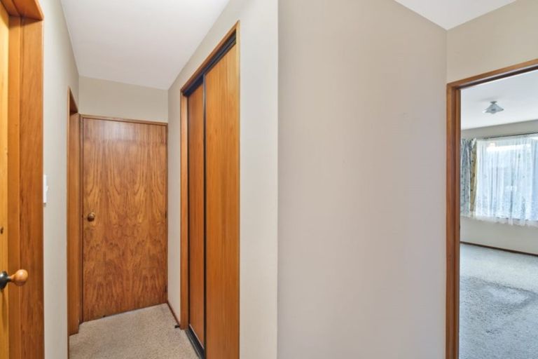 Photo of property in 99a Lancewood Drive, Halswell, Christchurch, 8025