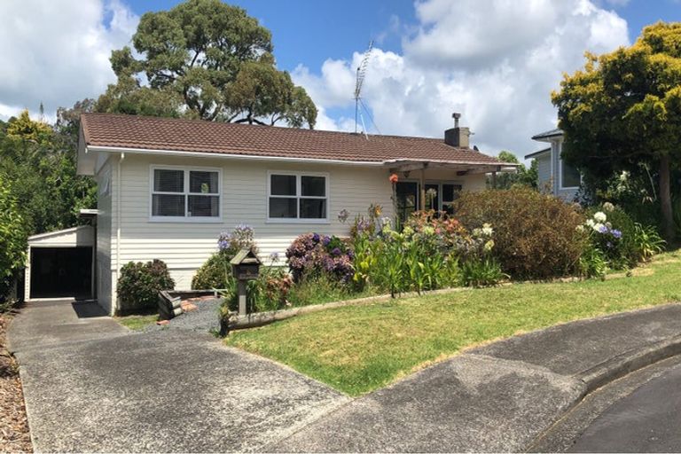 Photo of property in 6 Philip Place, Hillcrest, Auckland, 0627