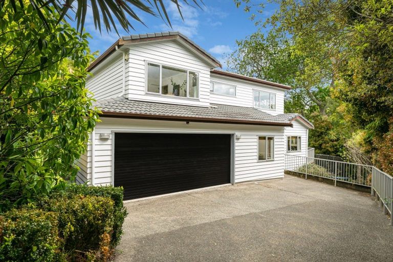 Photo of property in 33 Penzance Road, Mairangi Bay, Auckland, 0630