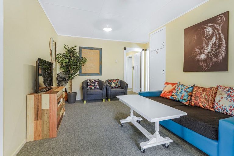 Photo of property in 153 Raeburne Street, Te Awamutu, 3800