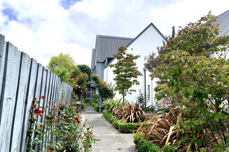 Photo of property in Cornwall Gardens, 18/27 Cornwall Street, St Albans, Christchurch, 8014