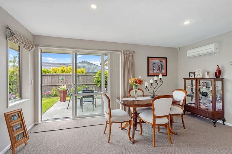 Photo of property in 1 Ross Place, Northwood, Christchurch, 8051