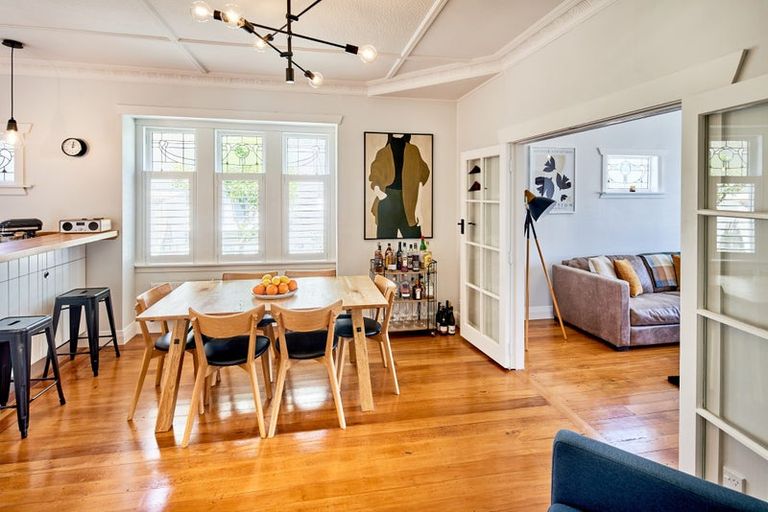 Photo of property in 8 Blakey Avenue, Karori, Wellington, 6012