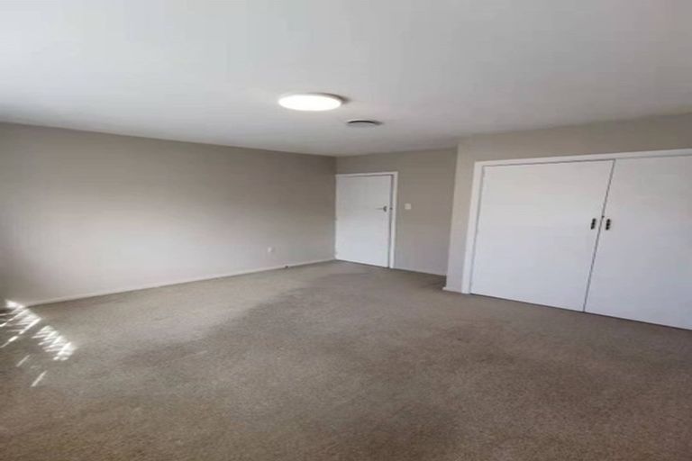 Photo of property in 11 Manor Place, Bryndwr, Christchurch, 8053